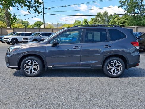 Used 2020 Subaru Forester Premium AWD/4WD image 8