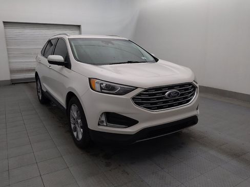 Used 2019 Ford Edge Titanium FWD image 13