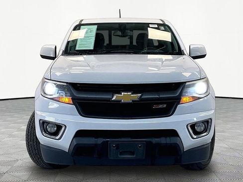 Used 2020 Chevrolet Colorado Z71 AWD/4WD image 2