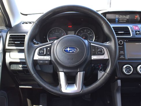 Used 2018 Subaru Forester 2.5i w/ Alloy Wheel Package AWD/4WD image 14