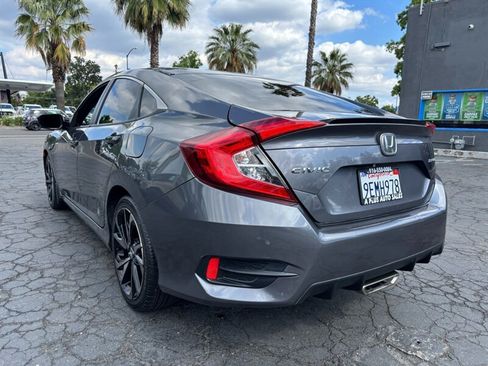Used 2019 Honda Civic Sport image 6