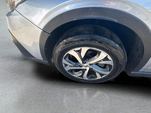 Used 2020 Subaru Outback Limited image 19