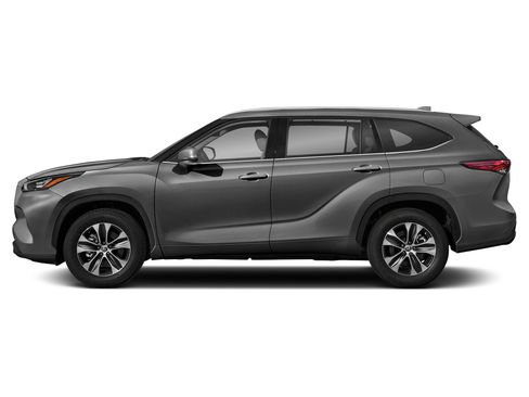 Used 2022 Toyota Highlander XLE AWD/4WD image 4