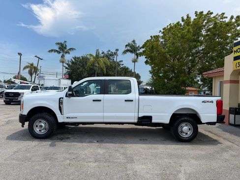 Used 2023 Ford F350 4x4 Crew Cab XL w/ XL Off-Road Package image 2