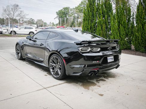 Used 2021 Chevrolet Camaro ZL1 image 8
