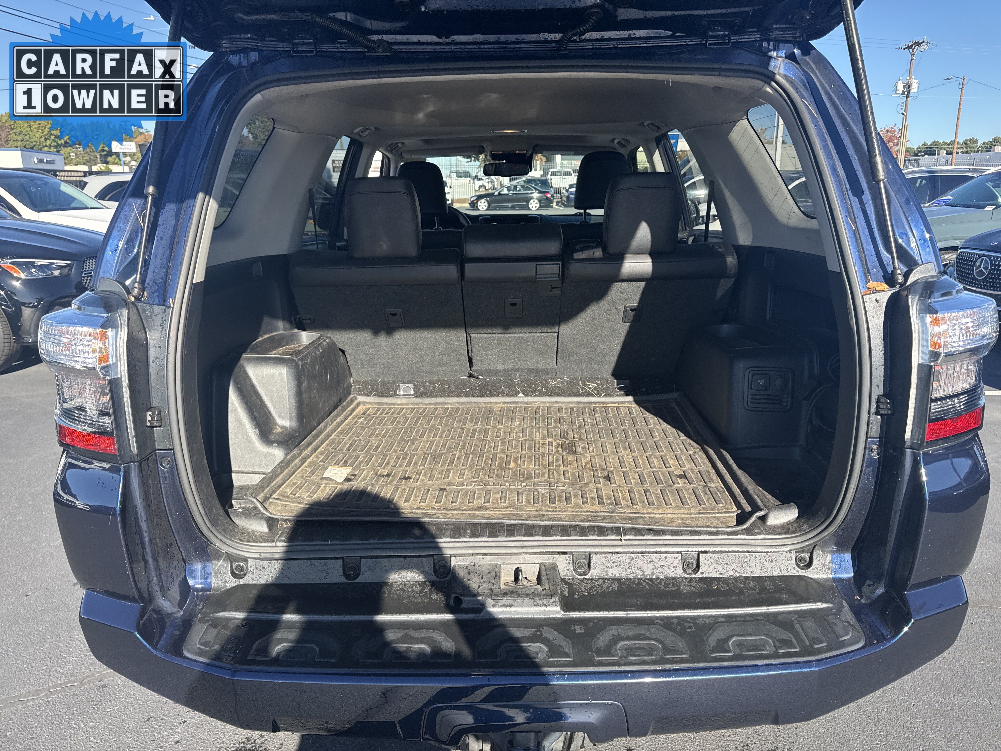 Used 2021 Toyota 4Runner Venture w/ Moonroof Package AWD/4WD image 34