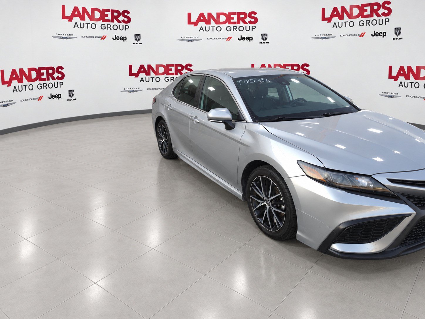 Used 2025 Nissan Altima 2.5 SV FWD image 3