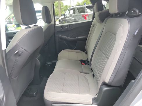 Used 2022 Ford Escape SE FWD image 7