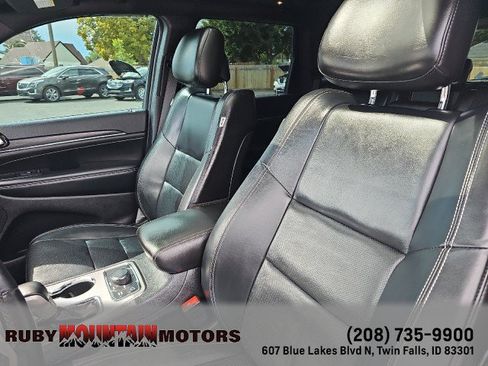 Used 2021 Jeep Grand Cherokee Limited AWD/4WD image 12