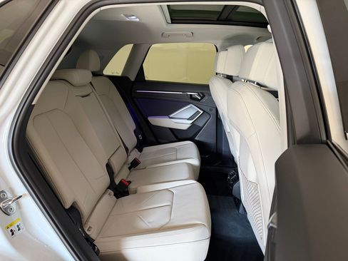 Used 2024 Audi Q3 2.0T Premium Plus AWD/4WD image 29