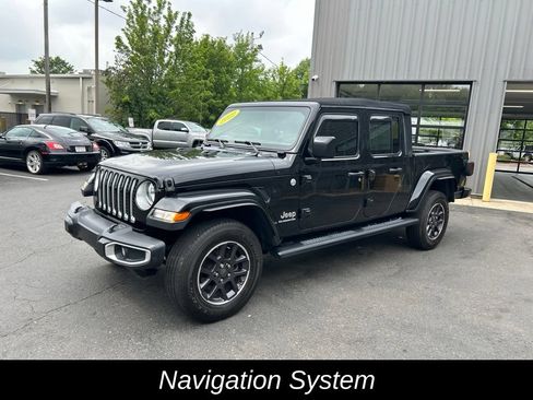 Certified 2022 Jeep Gladiator Overland w/ Trailer Tow Package AWD/4WD image 9