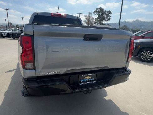 Used 2024 Chevrolet Colorado W/T image 7