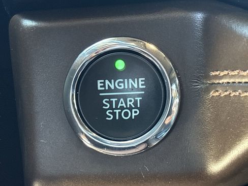 Used 2023 Ford Expedition Max King Ranch image 23