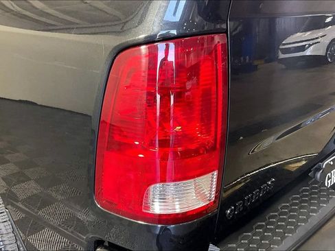 Used 2016 RAM 1500 Express w/ Black Ram 1500 Express Group RWD image 34