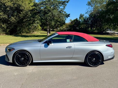 Used 2024 Mercedes-Benz CLE 450 4MATIC Cabriolet image 15