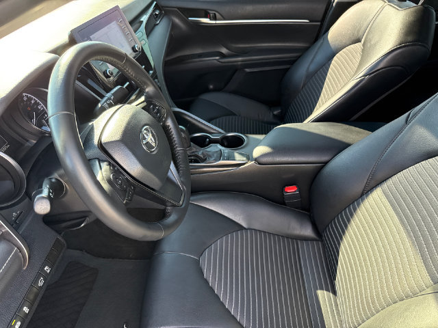 Used 2024 Toyota Camry SE FWD image 18
