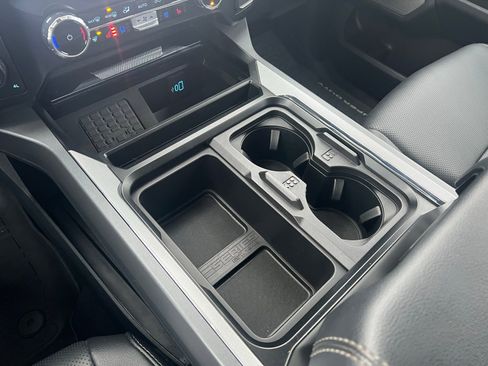 Used 2023 Ford F450 Lariat w/ Tow Technology Package image 15