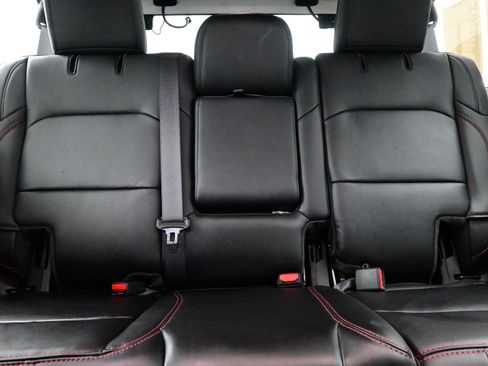 Used 2024 Jeep Wrangler Unlimited Rubicon image 14