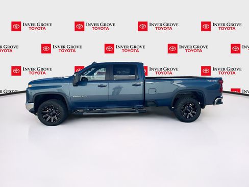 Used 2025 Chevrolet Silverado 2500 LT AWD/4WD image 8