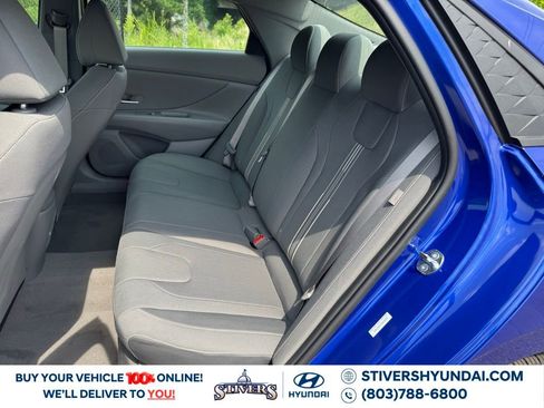 Used 2025 Hyundai Elantra Sport image 19