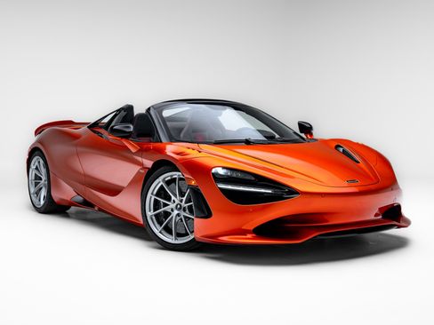 Used 2024 McLaren 750S Spider RWD image 35