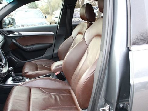 Used 2016 Audi Q3 2.0T Prestige w/ Prestige Package image 9