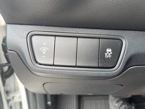 Used 2024 Kia Forte LXS FWD image 16