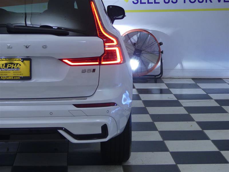 Used 2024 Volvo XC60 B5 Plus w/ Protection Package Premier AWD/4WD image 38