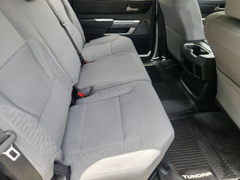 Used 2022 Toyota Tundra SR5 AWD/4WD image 31