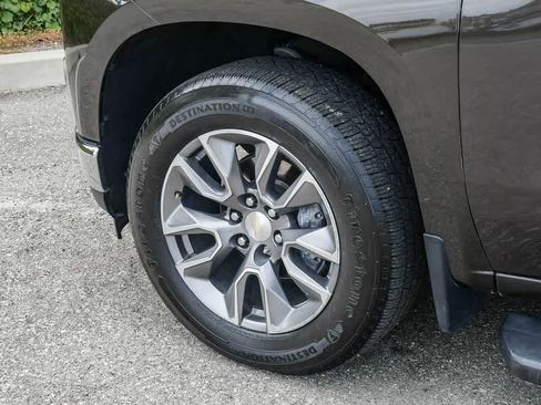 Used 2021 Chevrolet Silverado 1500 LT w/ All Star Edition Plus RWD image 10