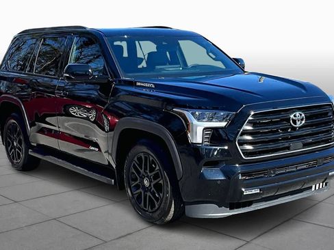 Used 2025 Toyota Sequoia Limited image 3