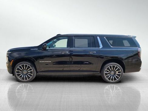 New 2025 Chevrolet Suburban High Country image 8