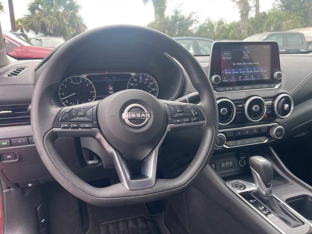 Used 2025 Nissan Sentra SV FWD image 13