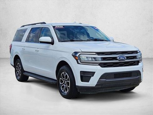 Used 2024 Ford Expedition Max XLT RWD image 3