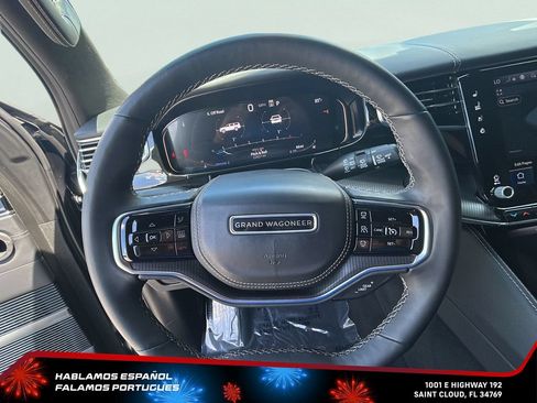 Used 2024 Jeep Grand Wagoneer Series II w/ Quick Order Packagew 28T AWD/4WD image 19