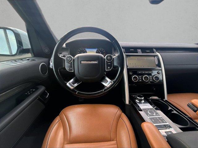 Used 2018 Land Rover Discovery HSE AWD/4WD image 7