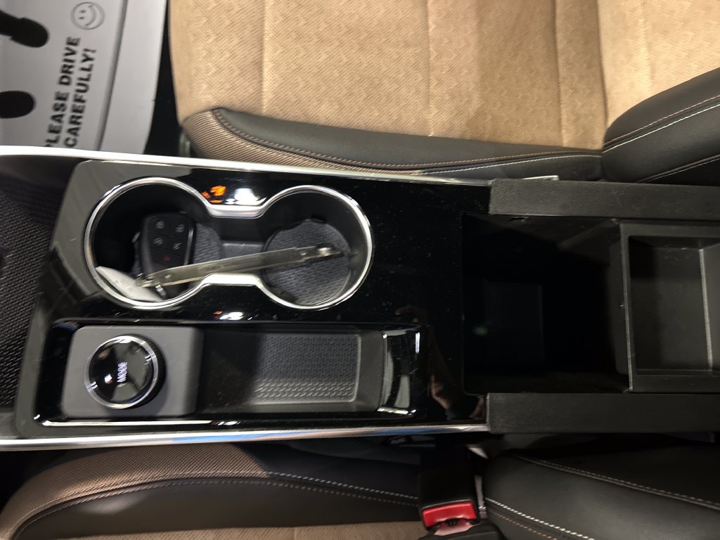 Used 2025 Chevrolet Equinox ACTIV FWD image 21