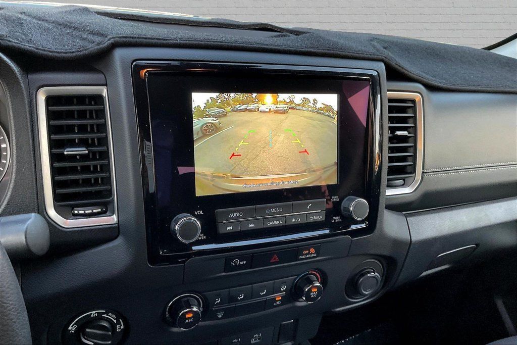Used 2023 Nissan Frontier SV AWD/4WD image 13