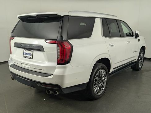 Used 2023 GMC Yukon Denali Ultimate AWD/4WD image 7