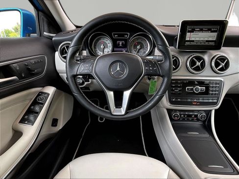 Used 2015 Mercedes-Benz GLA 250 4MATIC image 8