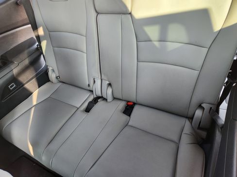 Used 2019 Honda Pilot Elite image 39