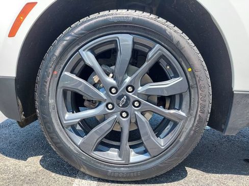 Used 2024 Chevrolet Equinox RS AWD/4WD image 33