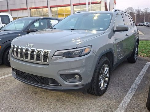 Used 2020 Jeep Cherokee Latitude Plus w/ Cold Weather Group image 3