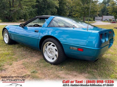 Used 1992 Chevrolet Corvette Coupe image 5