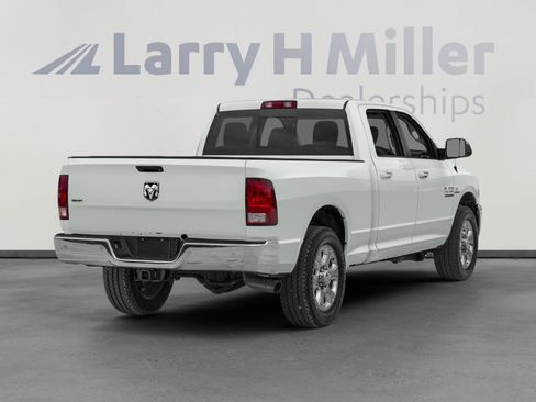 Used 2017 RAM 2500 SLT image 2