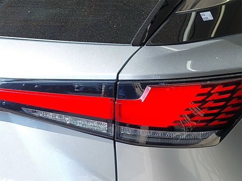 Used 2024 Lexus RX 350 FWD image 38