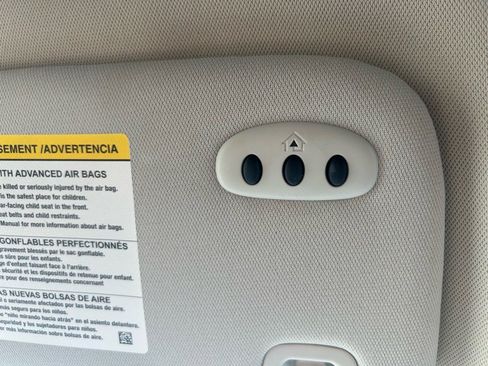 Used 2022 Ford Edge SEL w/ Convenience Package image 33