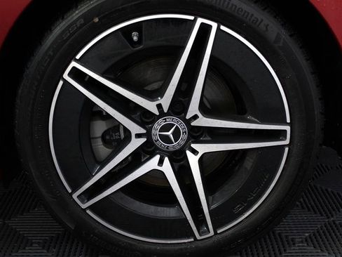 Used 2024 Mercedes-Benz C 300 4MATIC Sedan image 41