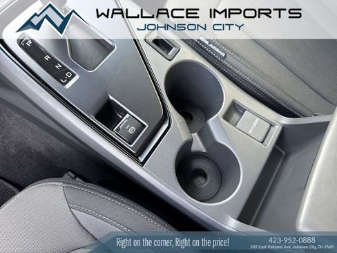 Used 2024 Subaru Crosstrek 2.0i w/ Crosstrek Mirror Package AWD/4WD image 18