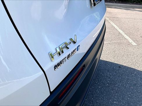 Certified 2025 Honda HR-V LX image 22